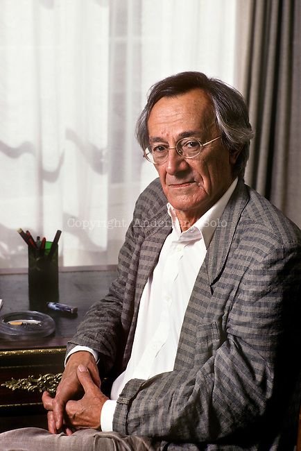 Unlock the Hidden Postmodern Paradigms of Lyotard<gwmw style="display:none;"></gwmw>